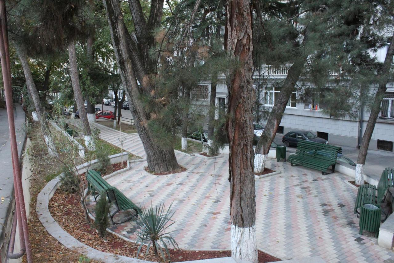 טביליסי Apartment At Stalin House מראה חיצוני תמונה